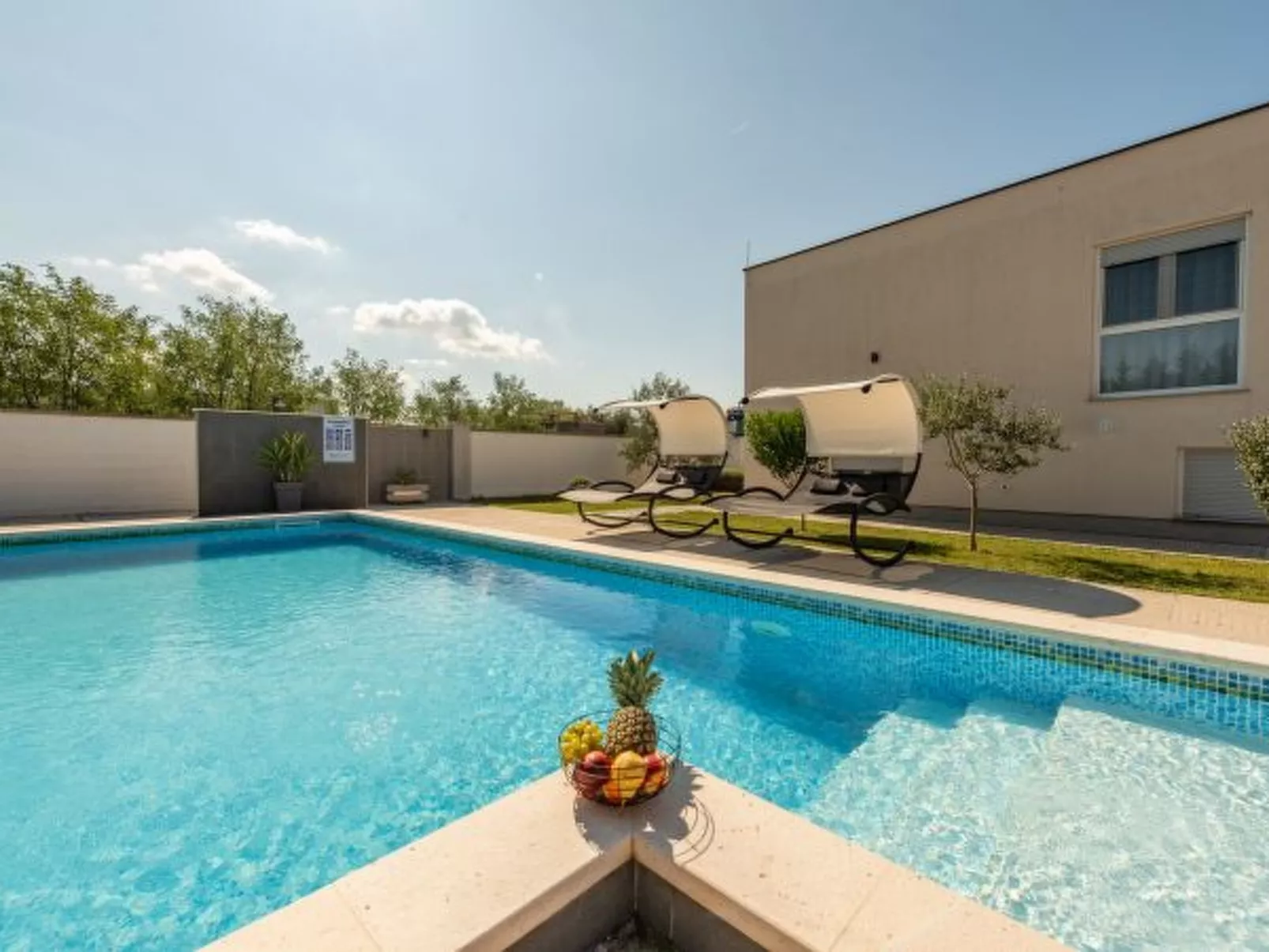 Villa Miranda with pool - Image-tags.info