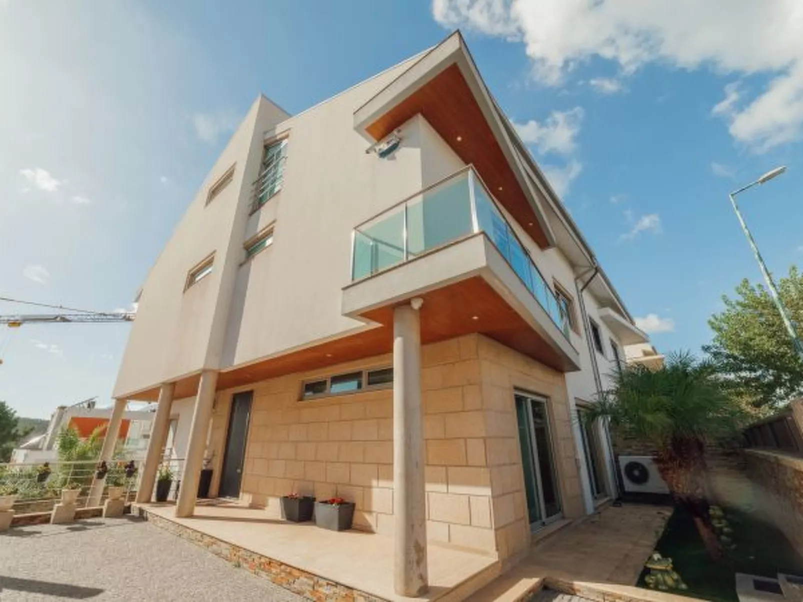 POOL & CINEMA VILLA by VACATIONY - Buiten