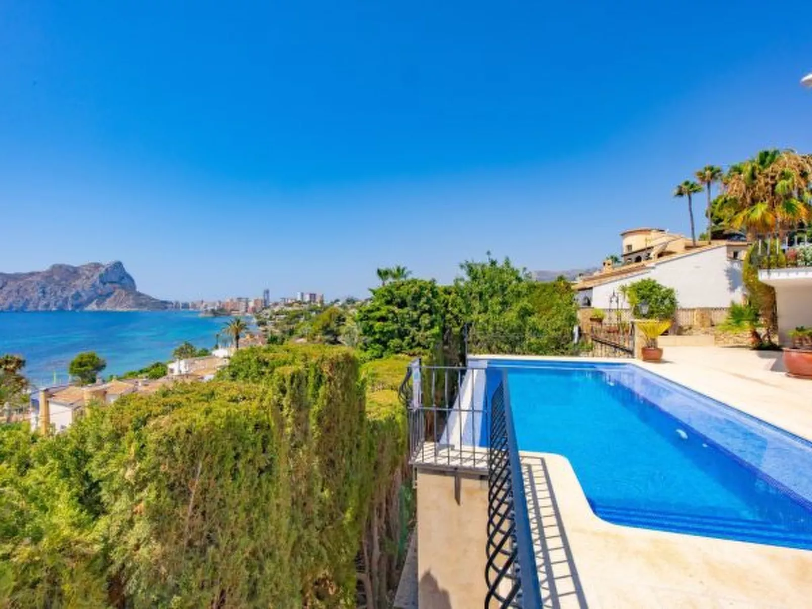 Villa Quimera - PlusHolidays - Image-tags.info