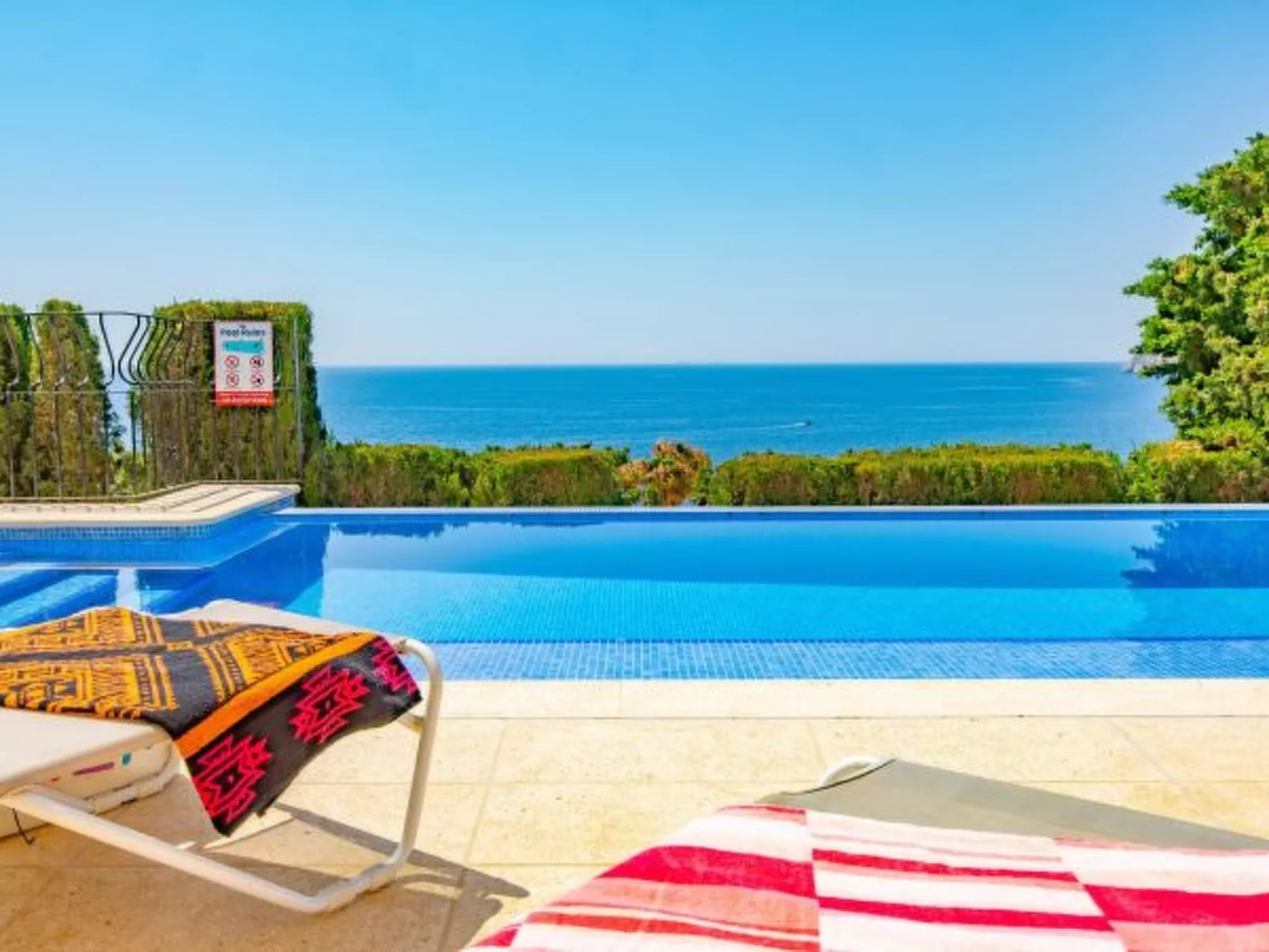 Villa Quimera - PlusHolidays - Image-tags.info