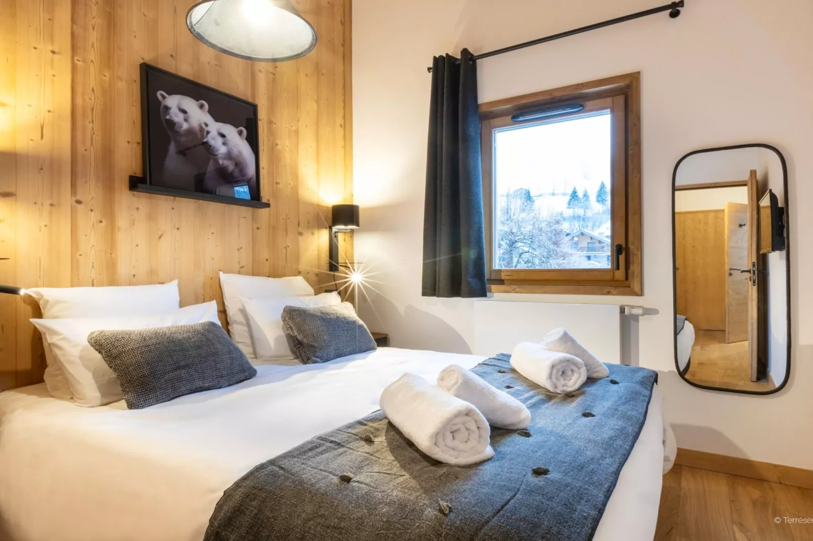 CHAPELLE DABONDANCE Le Flocon Blanc A26S