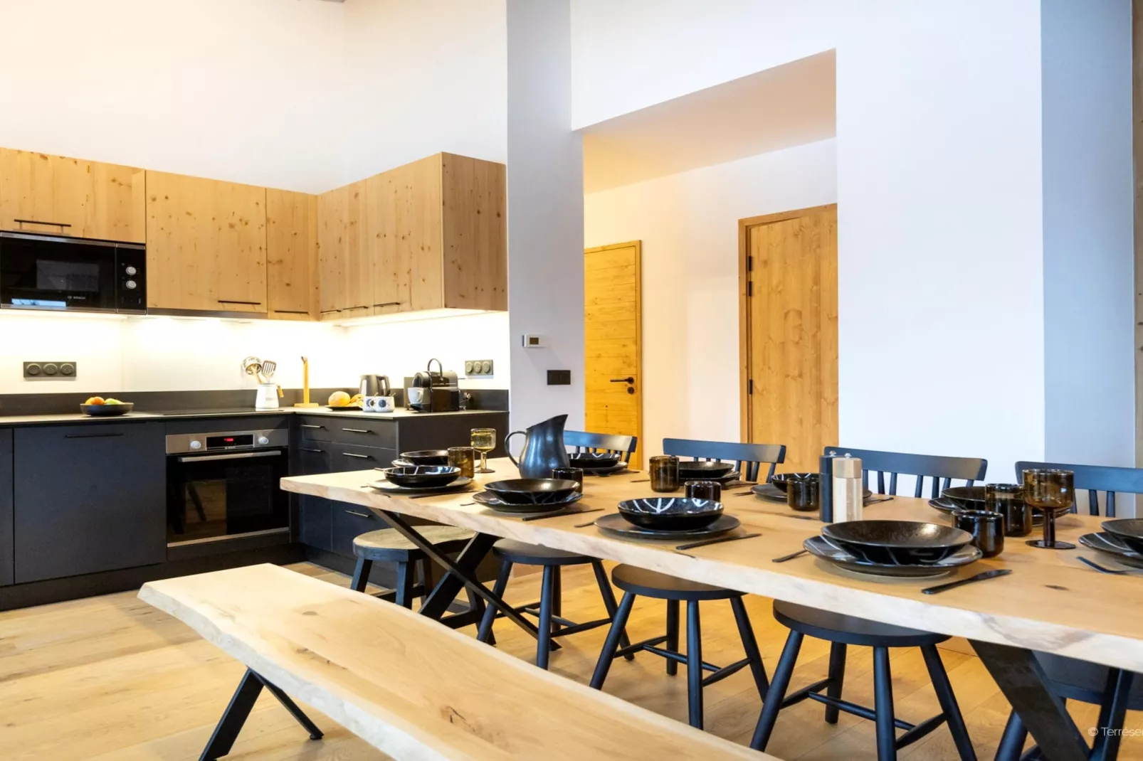 CHAPELLE DABONDANCE Le Flocon Blanc A50P - Eetkamer