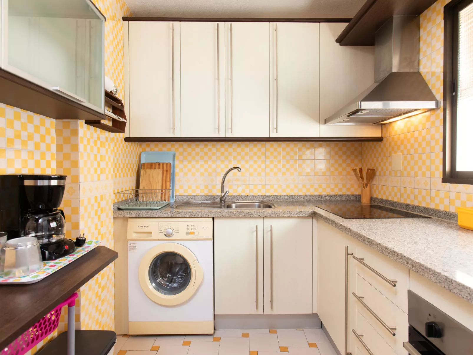 Happy House - Binnen