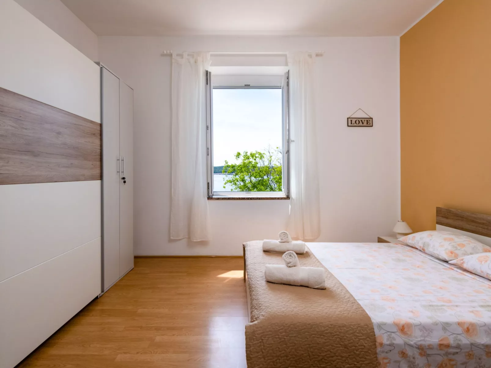 Sea apartment - Image-tags.info
