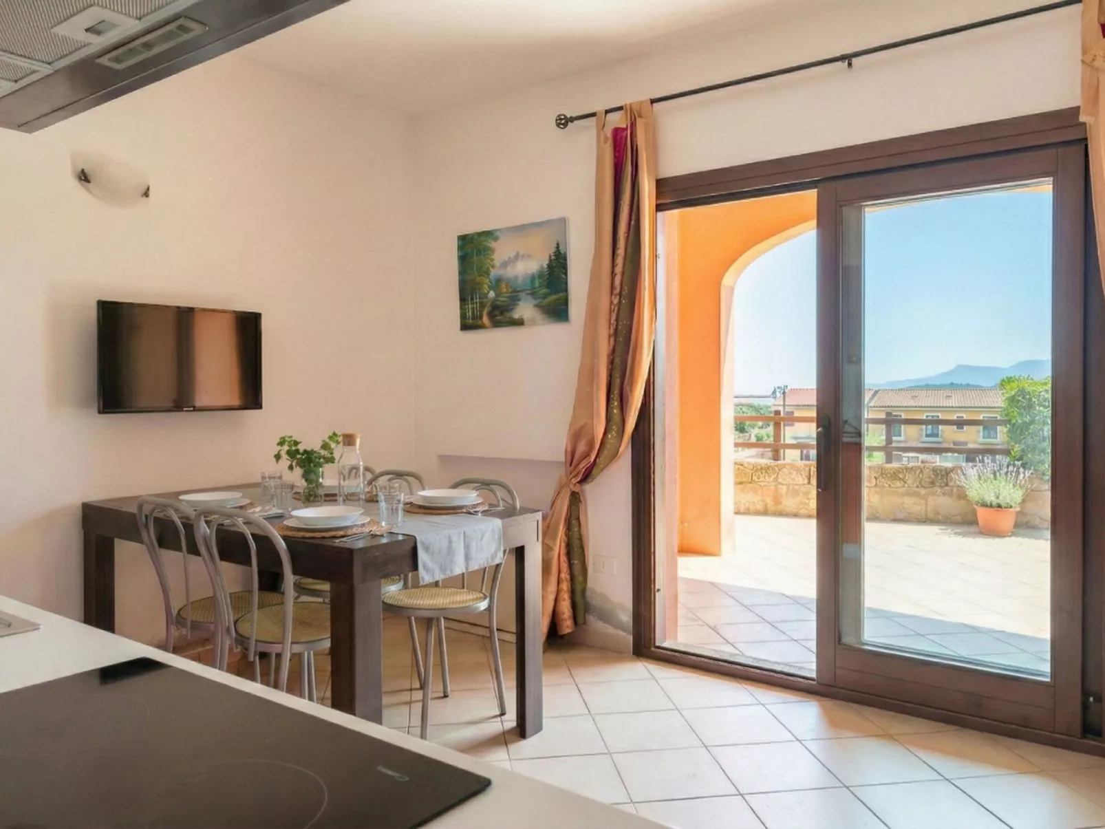 Vacanze Nespolo - Binnen