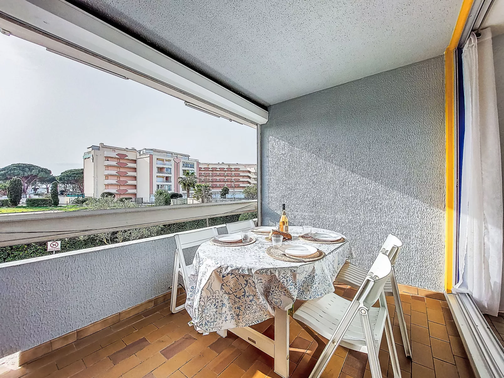 Floralies I - Binnen