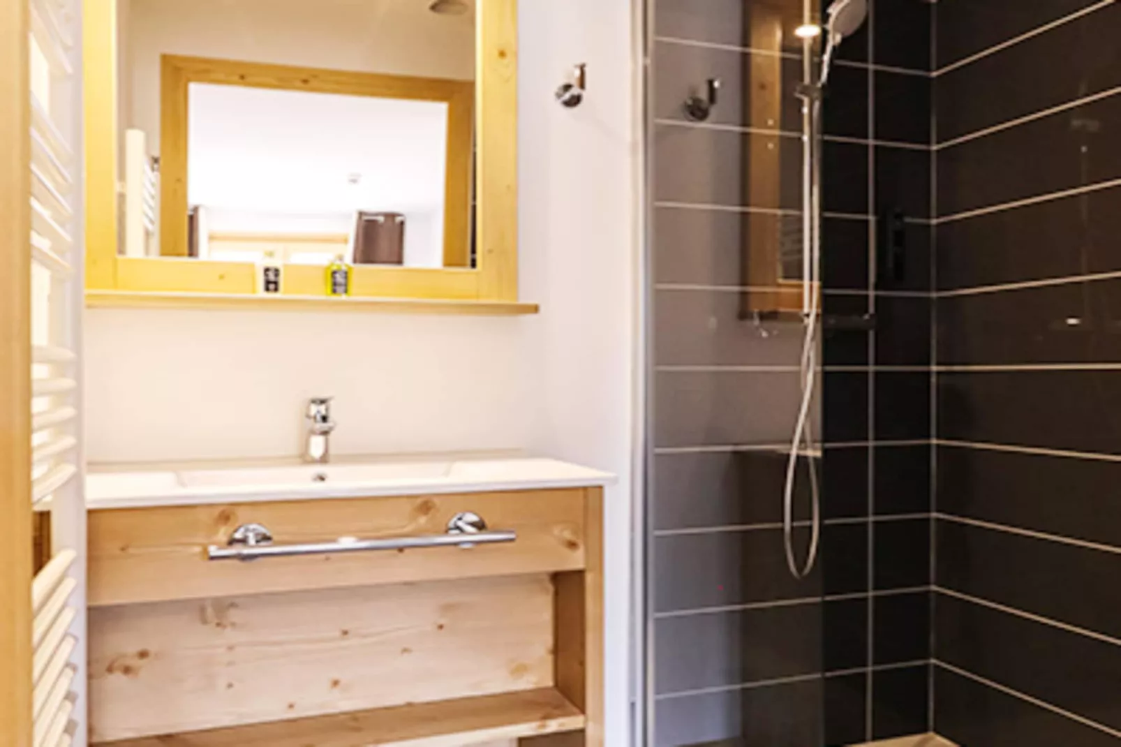 COMBLOUX Les Fermes du Mont Blanc -A50P - Badkamer