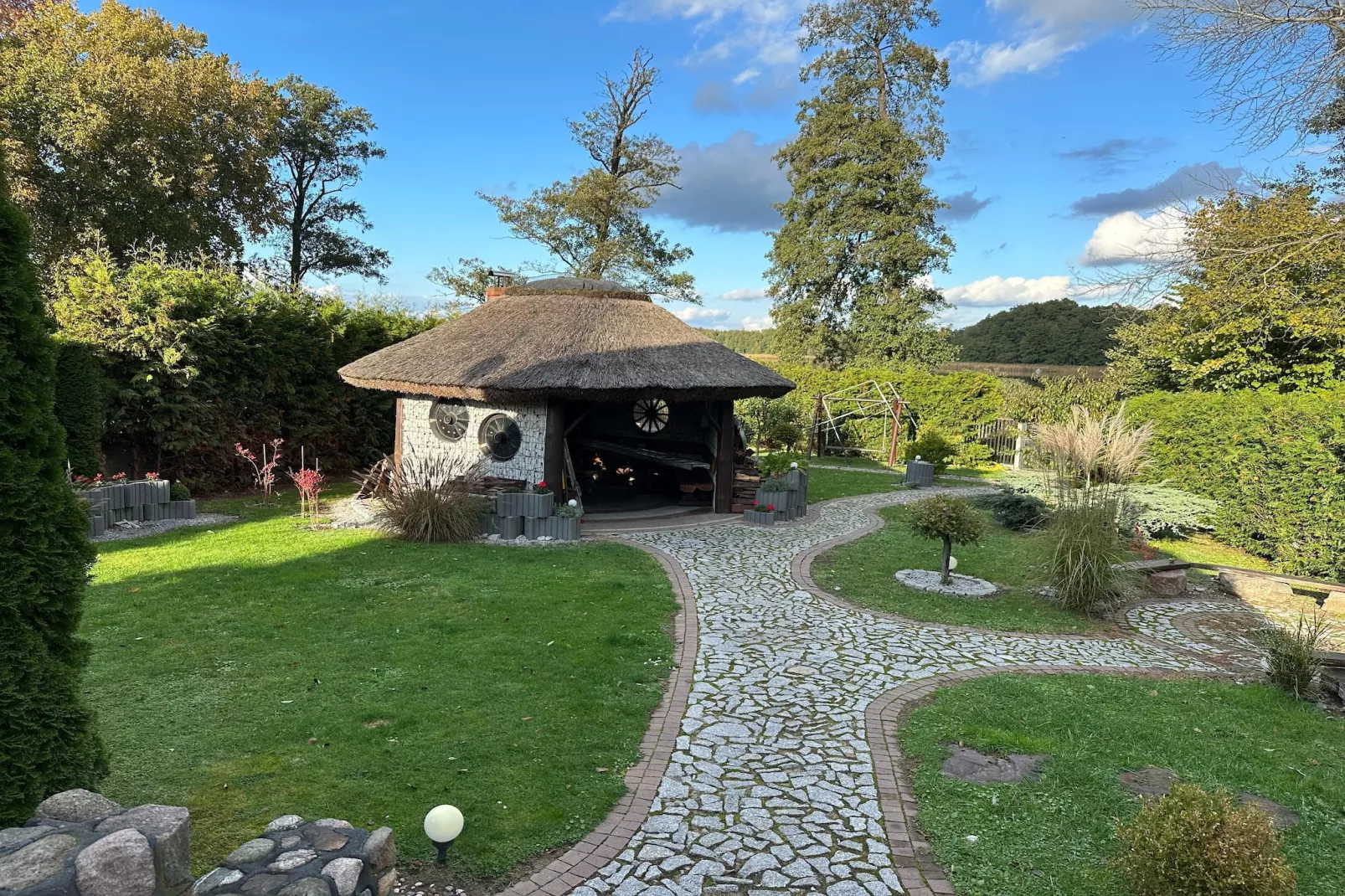 Dom wakacyjny nad jeziorem Goszcza w Lubrzy dla max 4 osób - Tuinen zomer