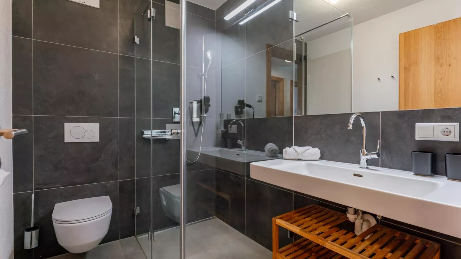 Tauern Suites Mitterwirt TOP 314 - Badkamer