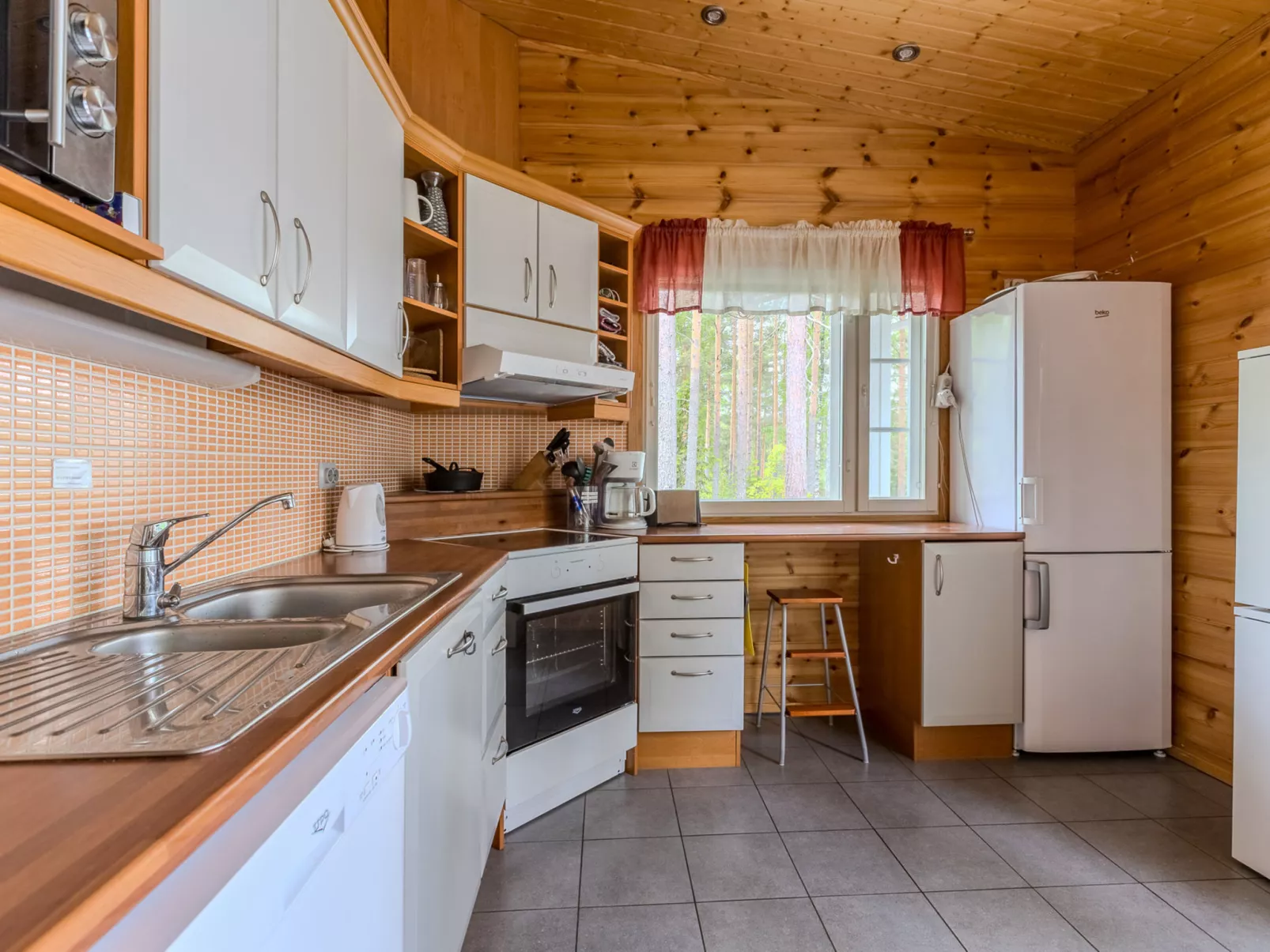 Kainaloranta - Binnen