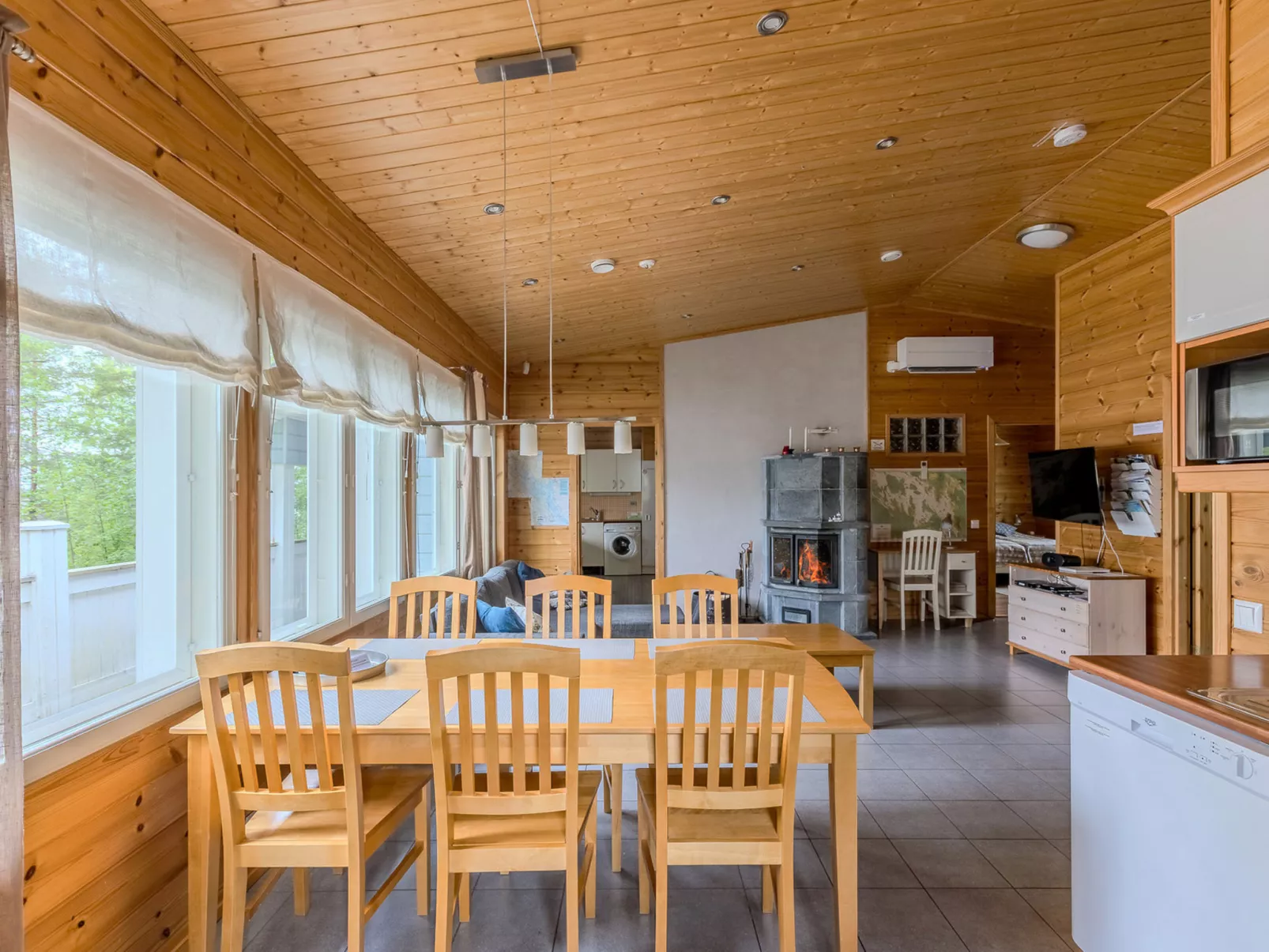 Kainaloranta - Binnen