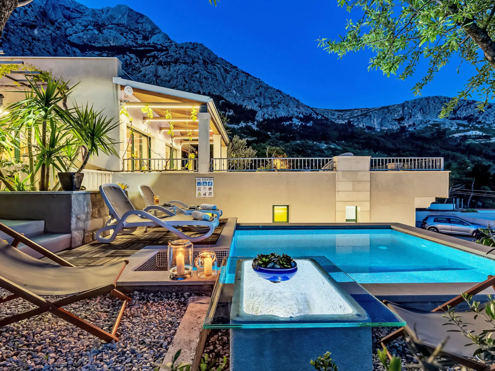 "Villa Rita" mit Blick auf das Wasser - Buiten