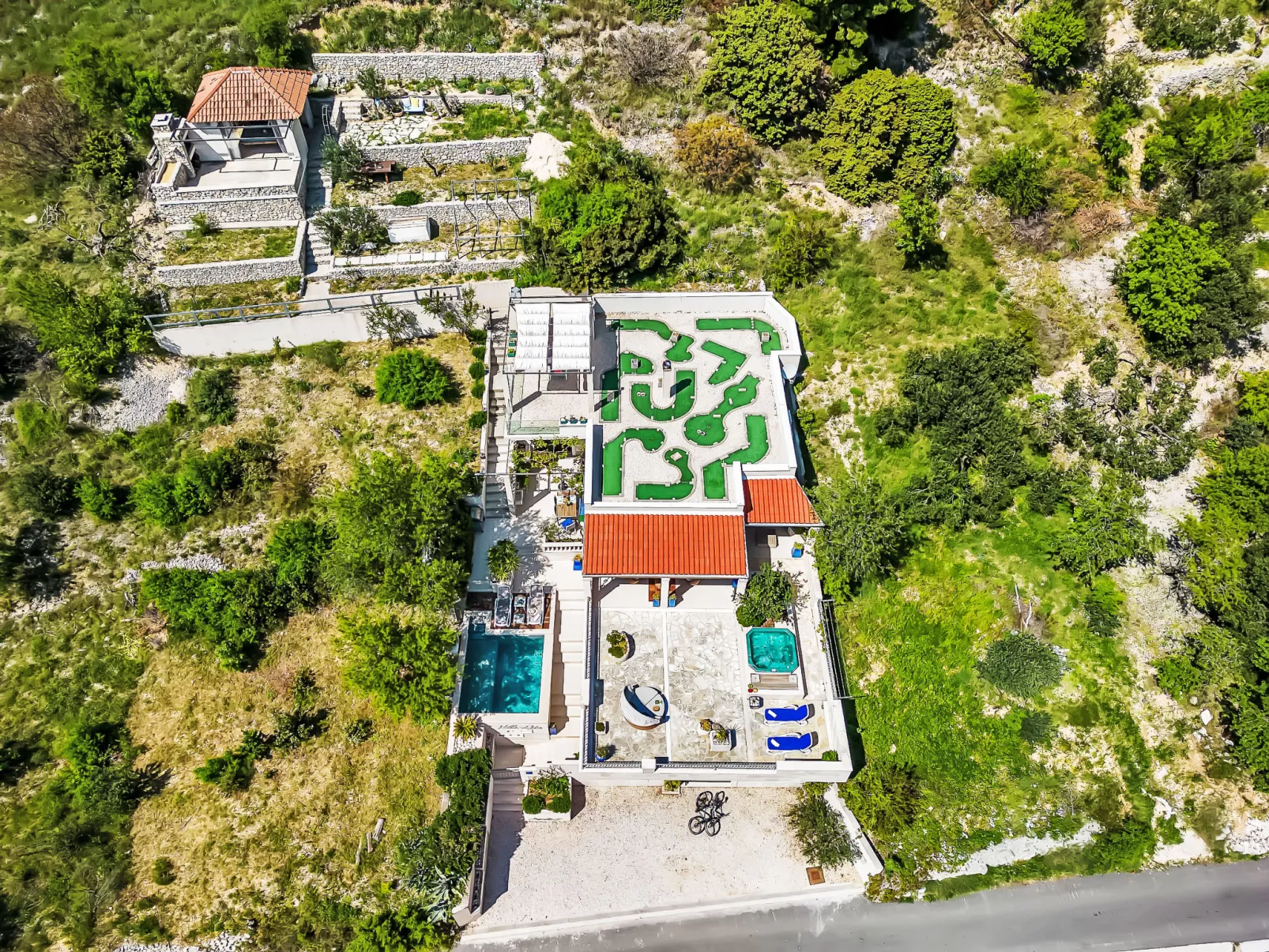 "Villa Rita" mit Blick auf das Wasser - Buiten