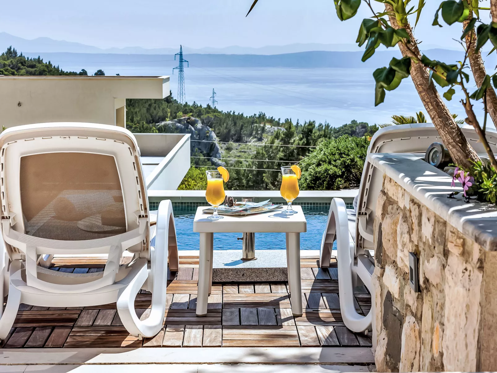 "Villa Rita" mit Blick auf das Wasser - Buiten