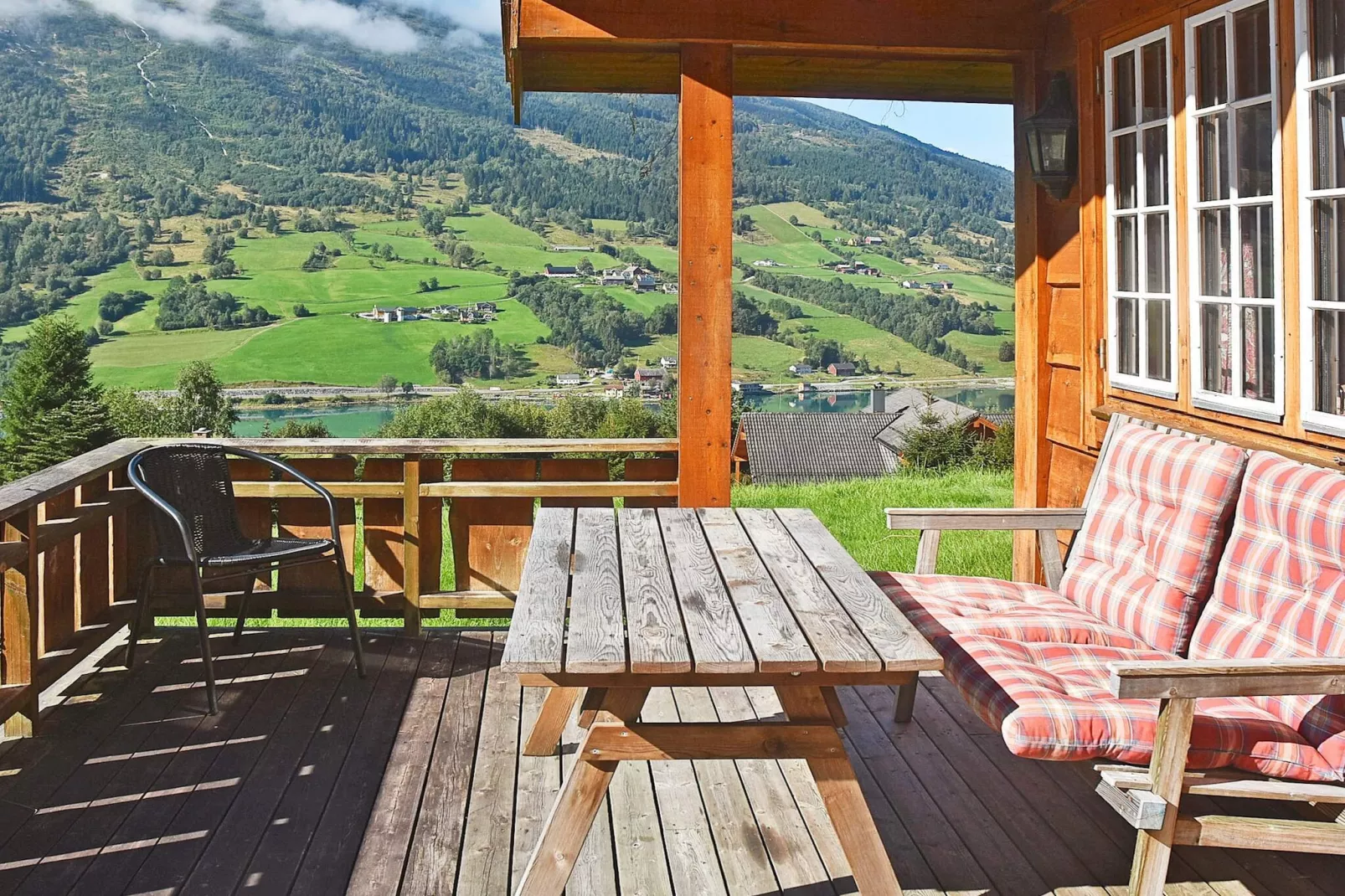5 persoons vakantie huis in olden - Buitenlucht