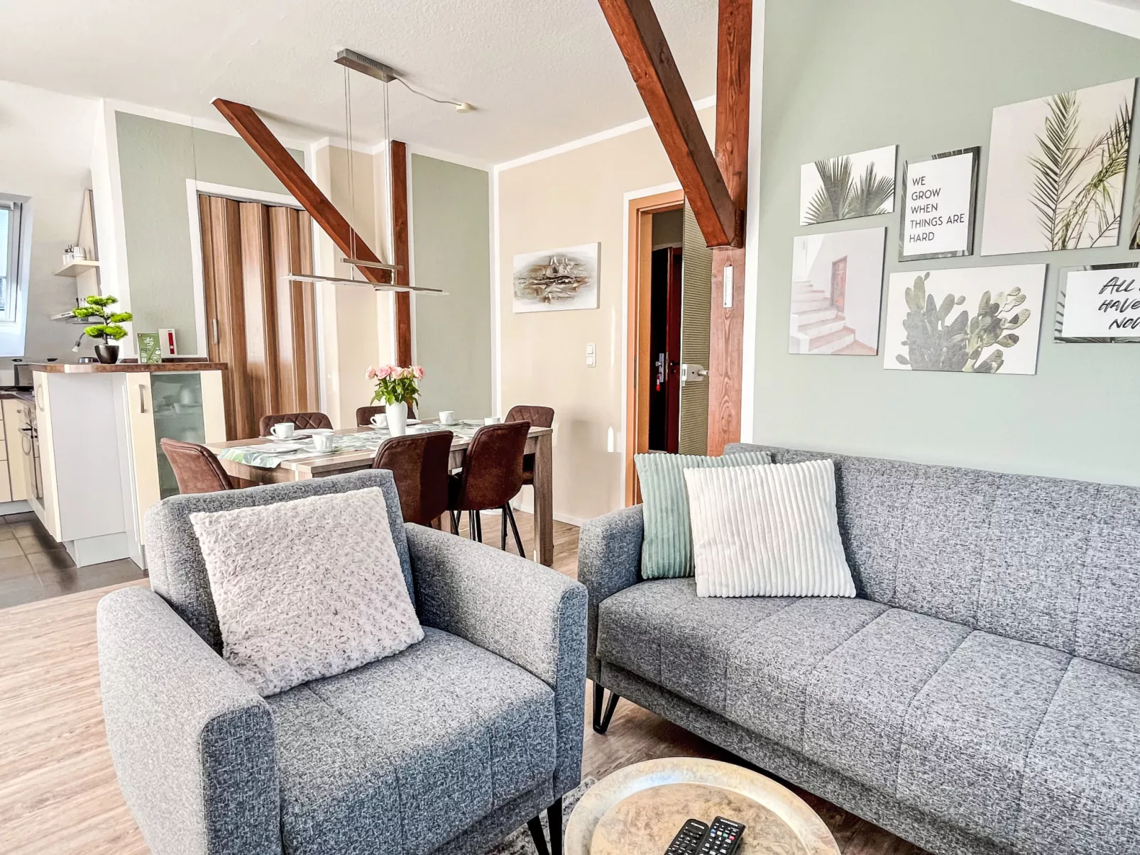 Haus an der Sonne - Binnen