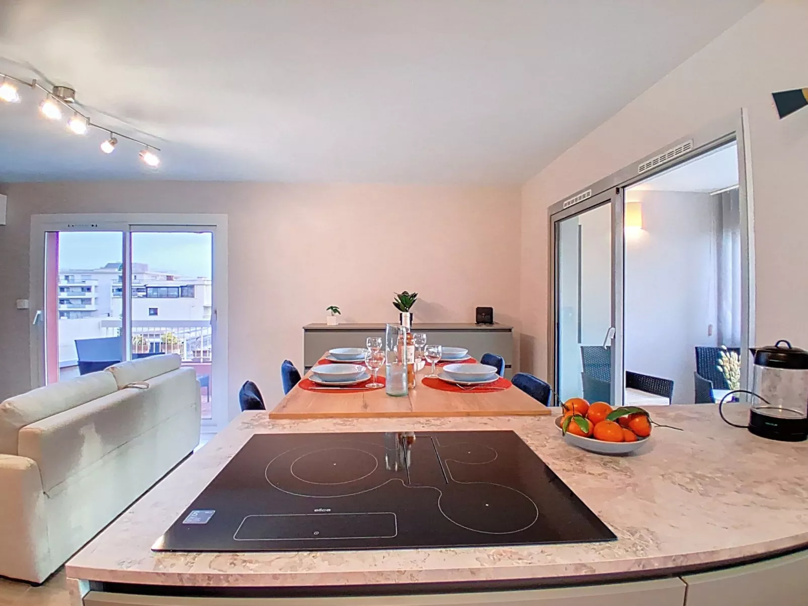 L'Astrolade - Binnen