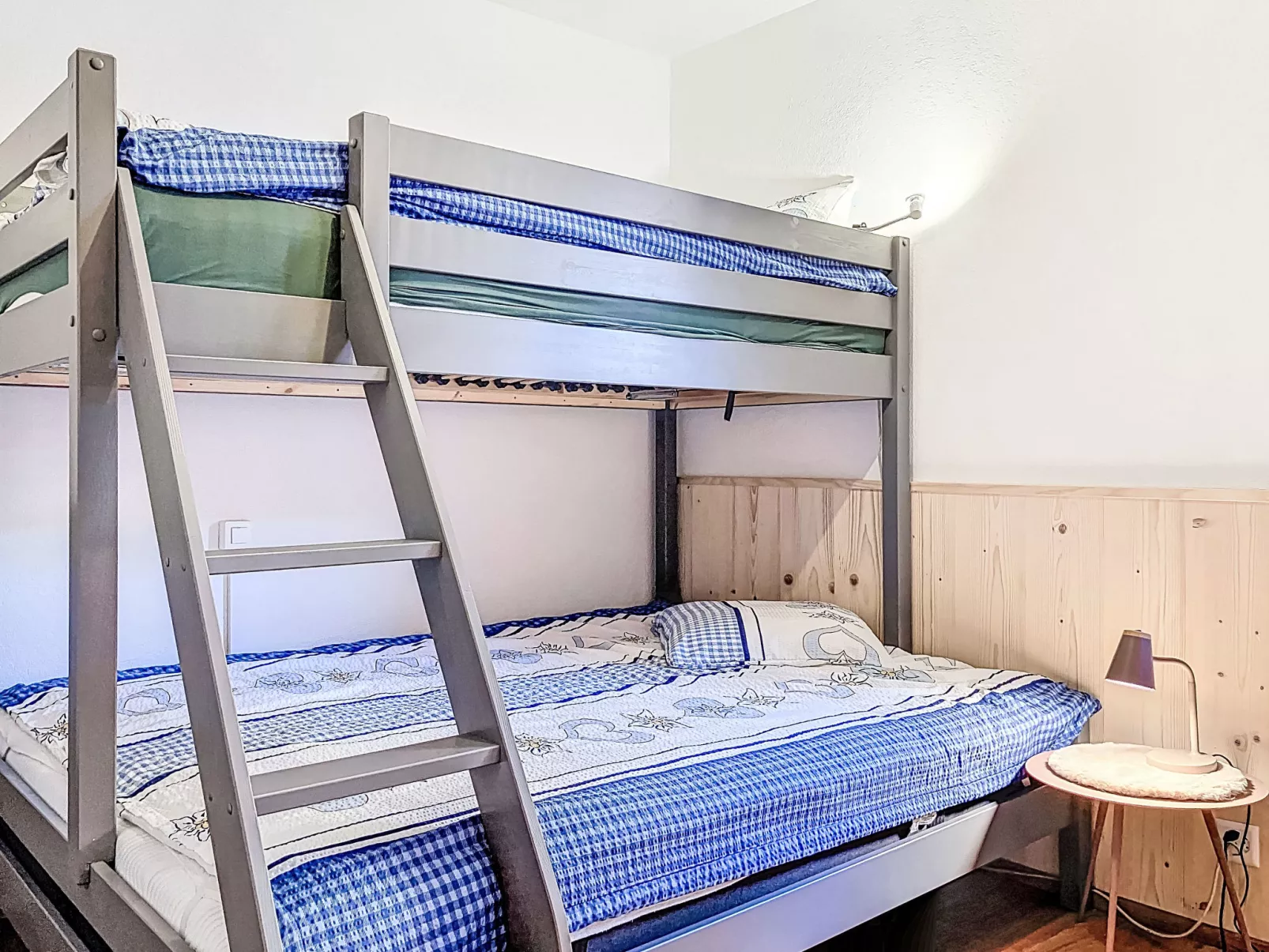 Bon-Accueil - Binnen