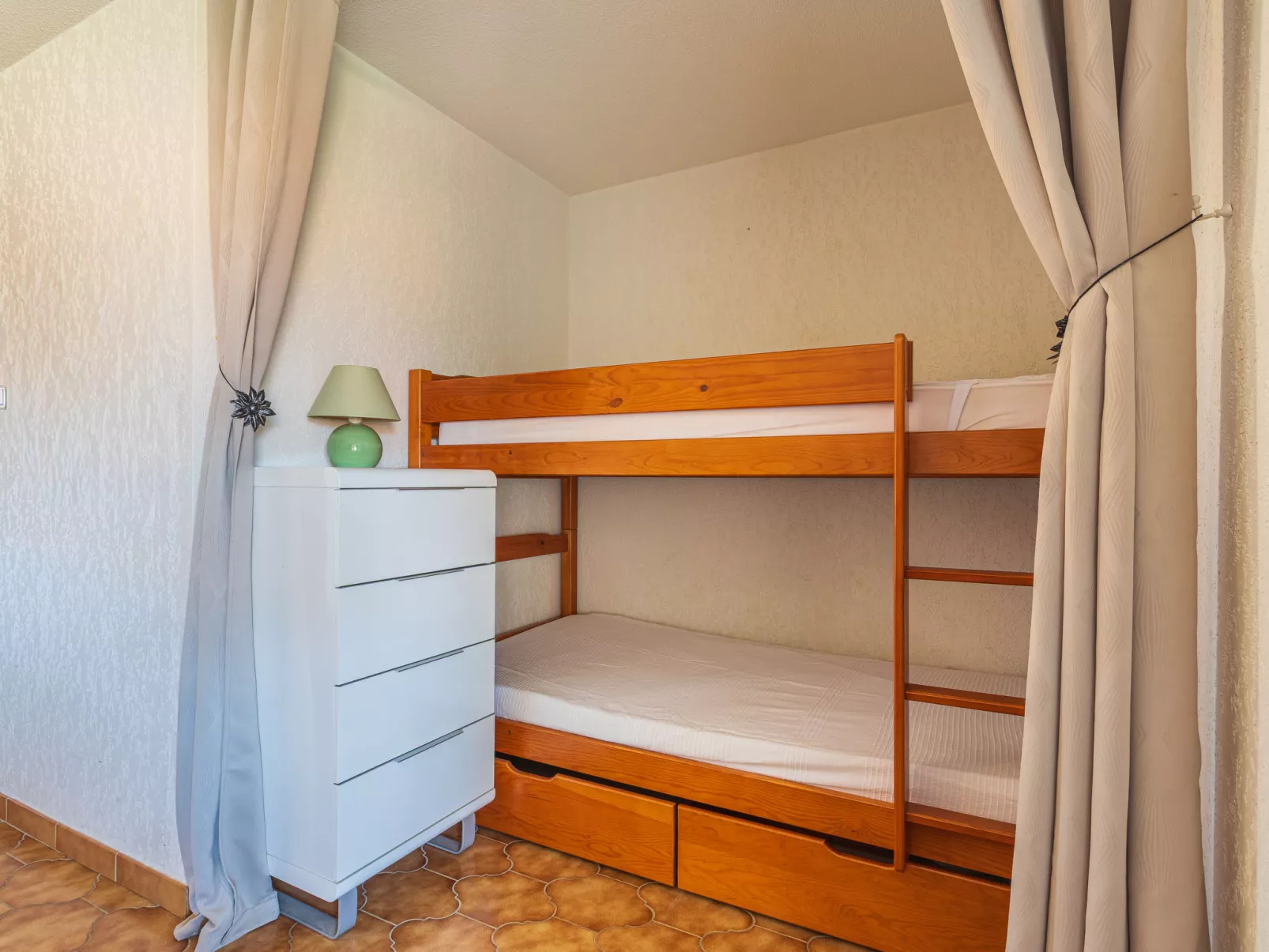 Les Caraïbes - Binnen