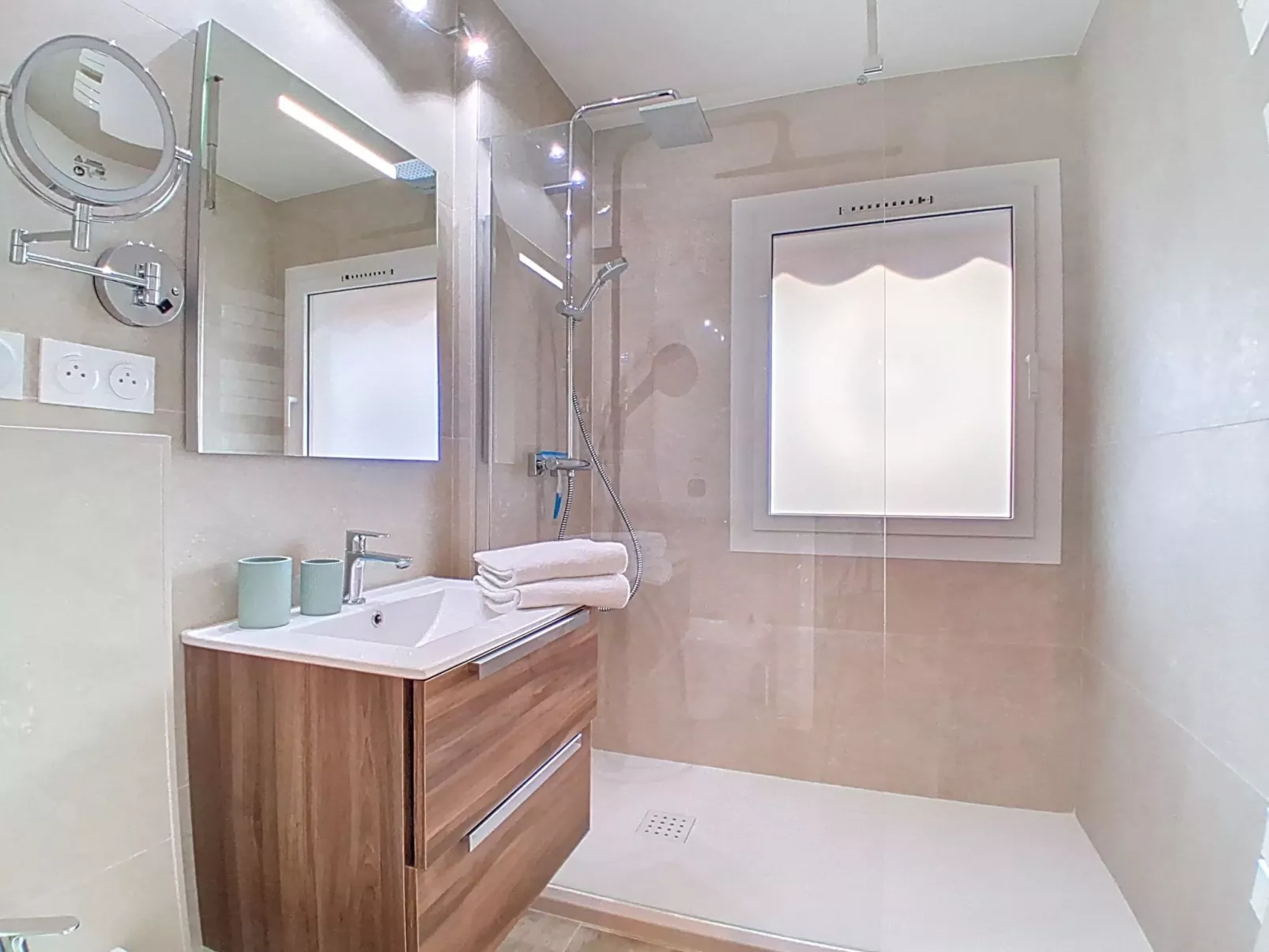 L'Astrolade - Binnen