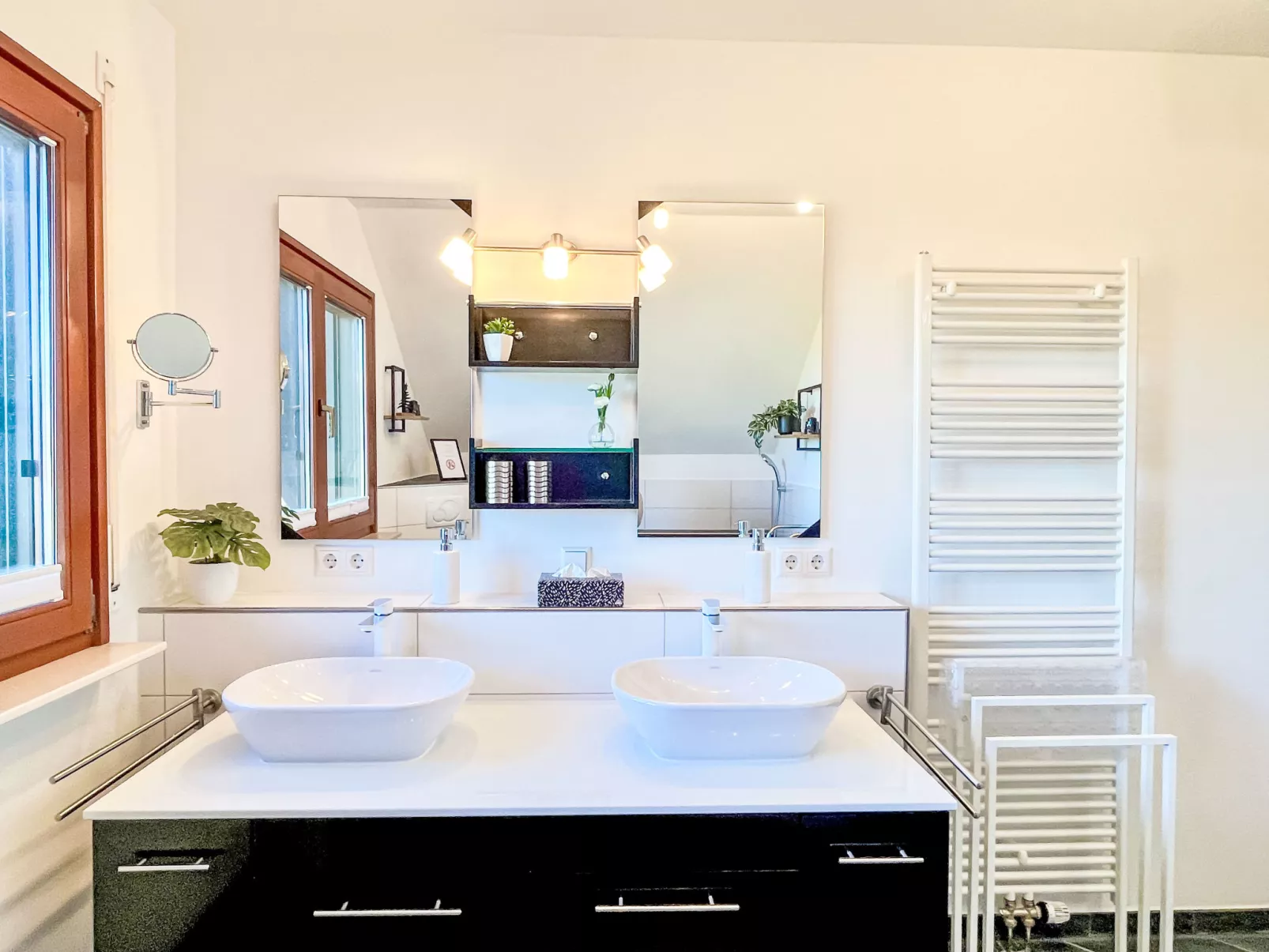 Haus an der Sonne - Binnen