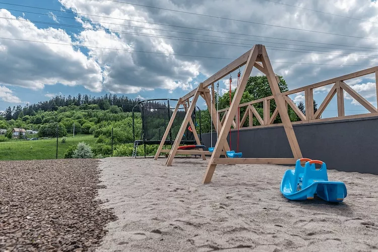 Osada Trzy Siostry domek nr 1 dla 4 osób Duszniki - Tuinen zomer