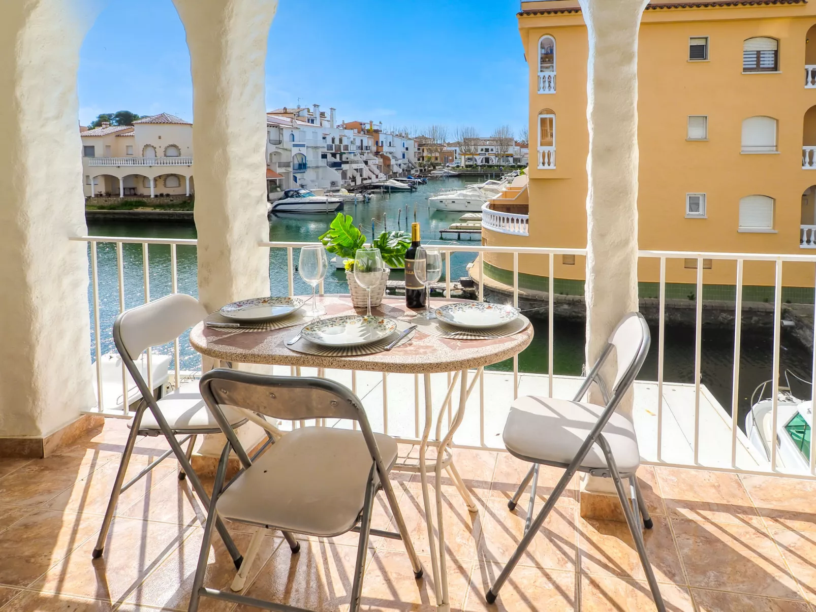 Canal Port Empuries - Buiten