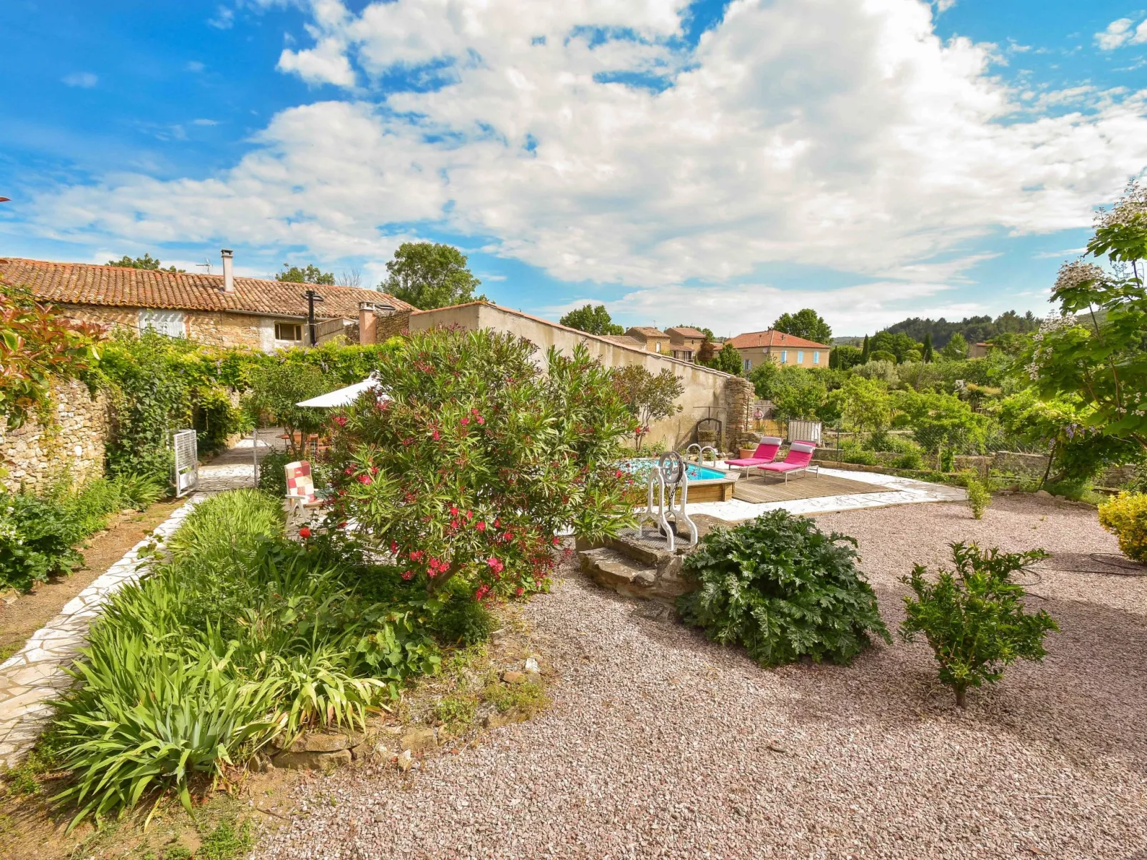 Charmantes Natursteinhaus mit Pool - Image-tags.info