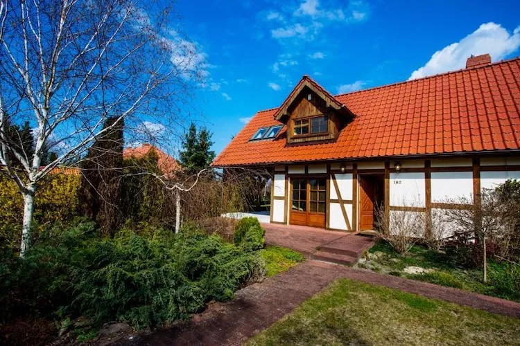 Dom wakacyjny w Karwieńskich Błotach - Buitenlucht