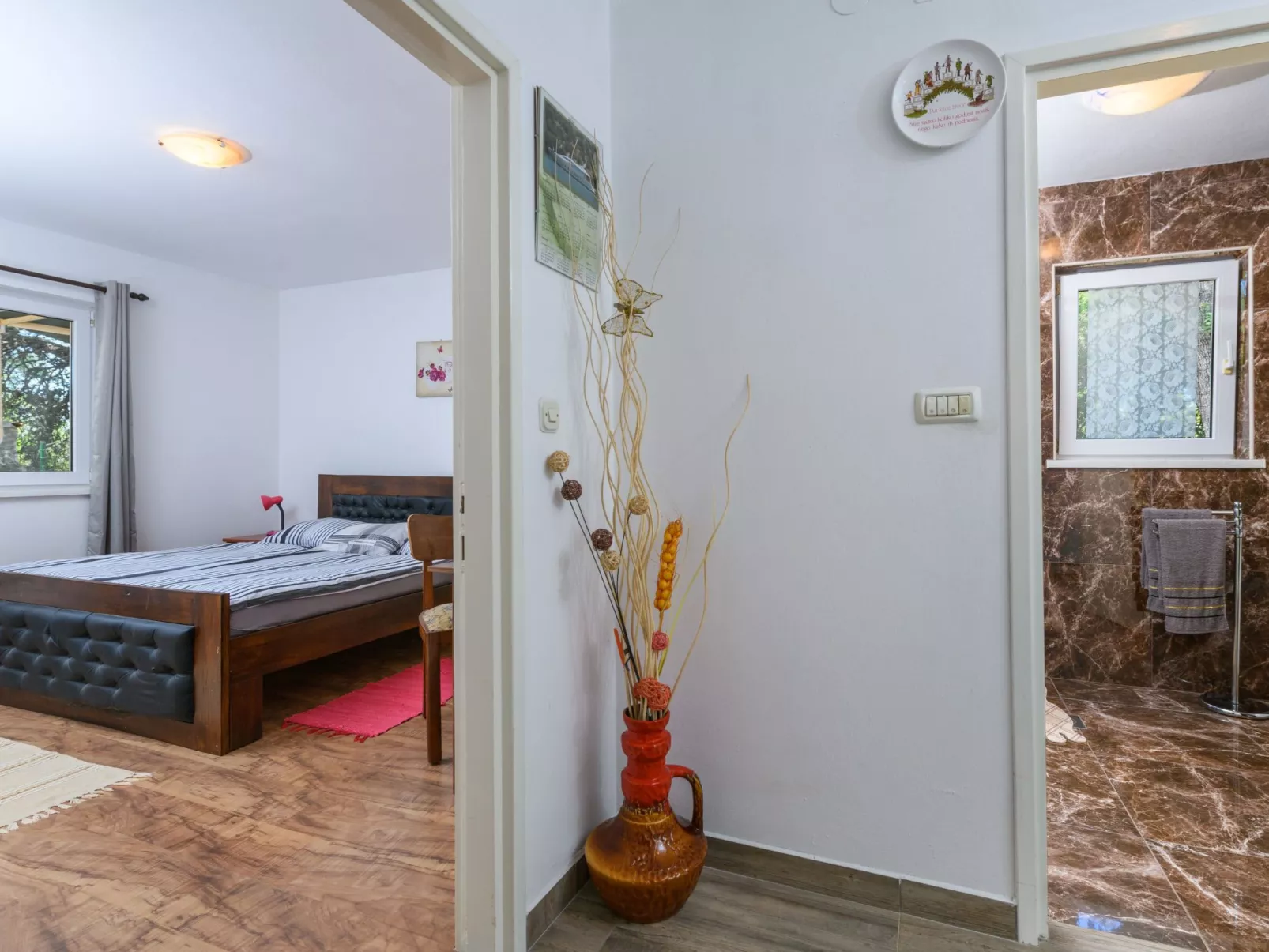 Wunderschönes Ferienhaus in Pomer mit Garten - Image-tags.info