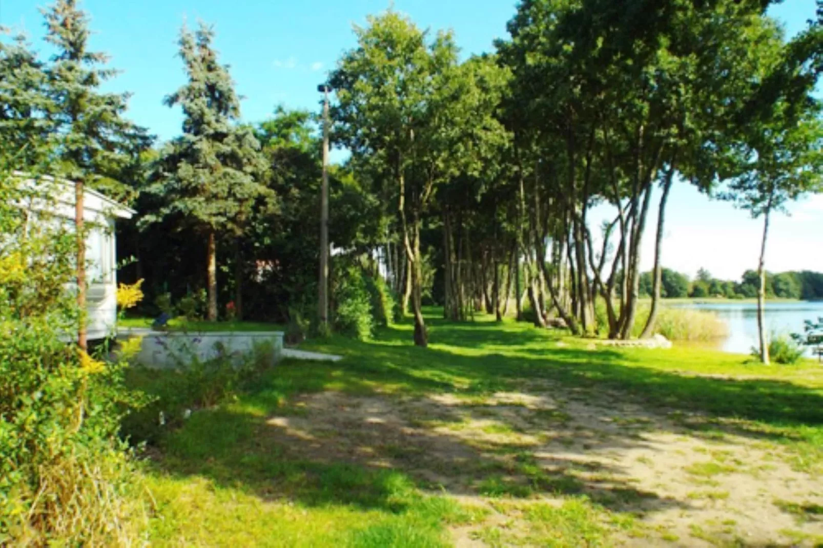 Mobilheim mit 2 Schlafzimmern bis 4 Personen