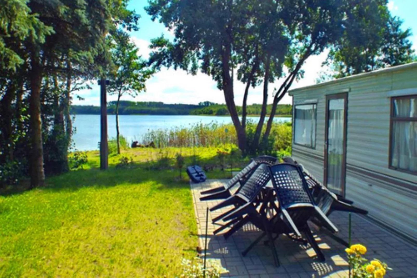 Mobilheim mit 2 Schlafzimmern bis 4 Personen