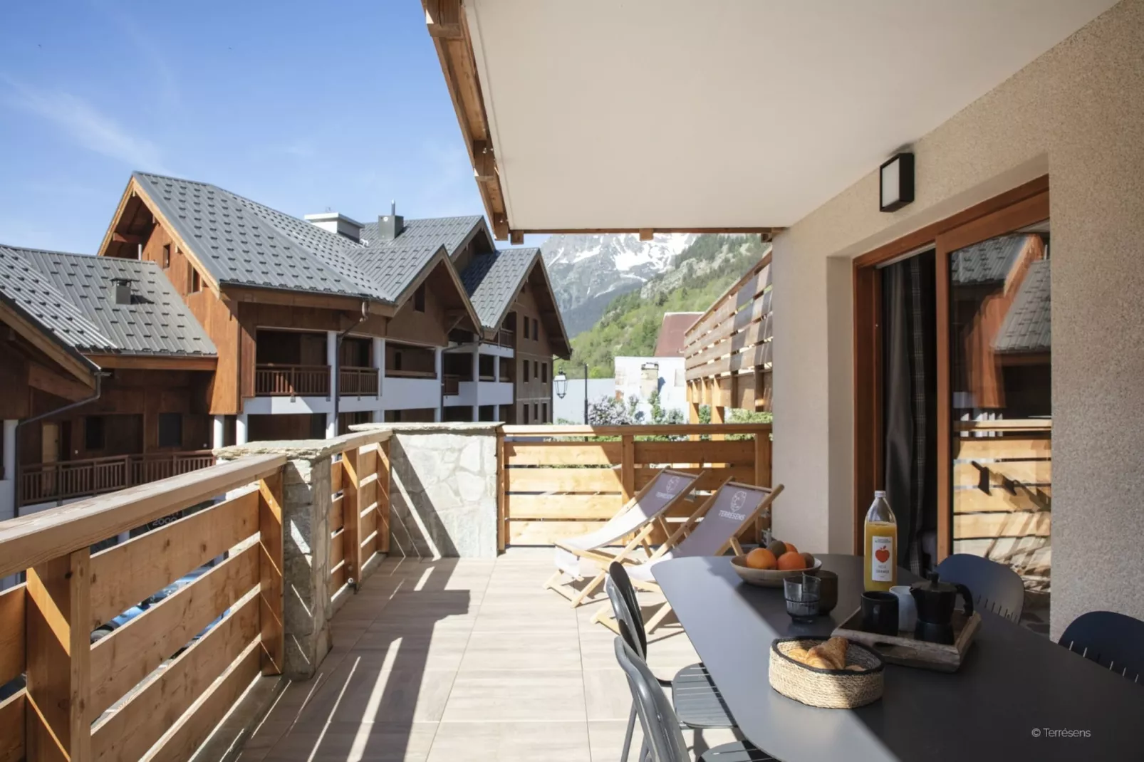 VAUJANY L’Etendard-A24S - Terrasbalkon