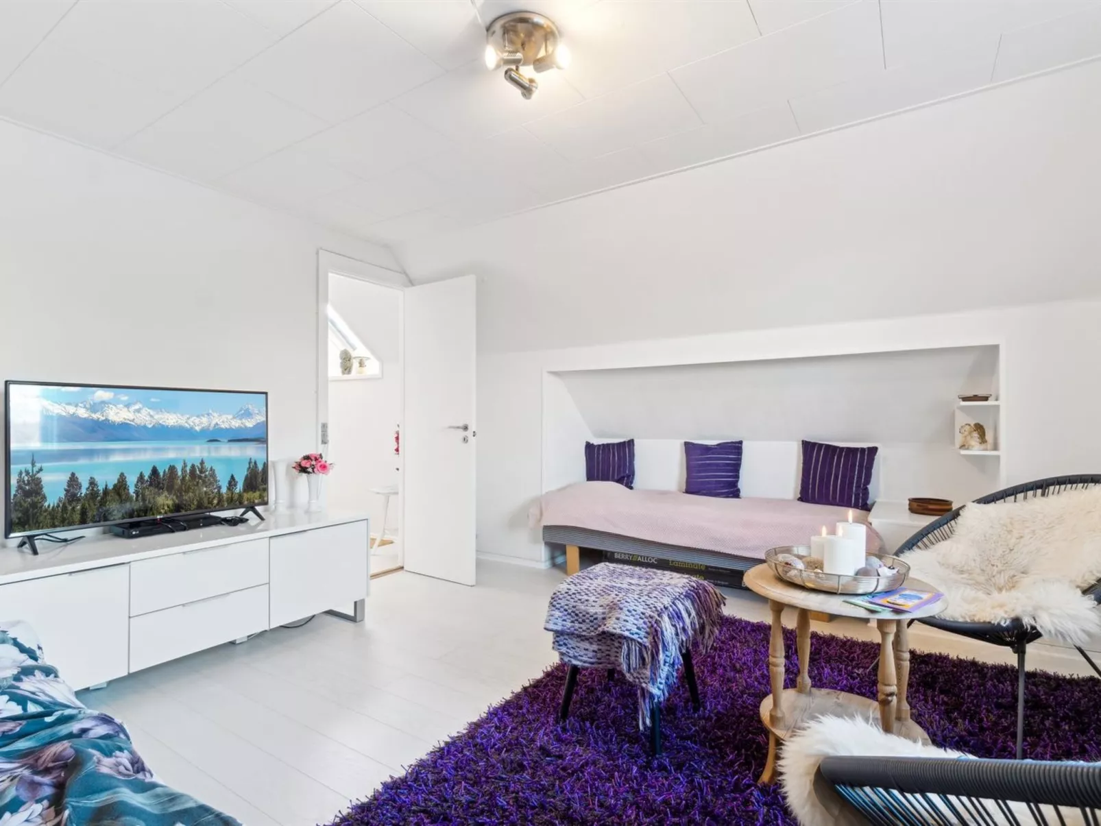 "Annvy" - 1km from the sea - Binnen