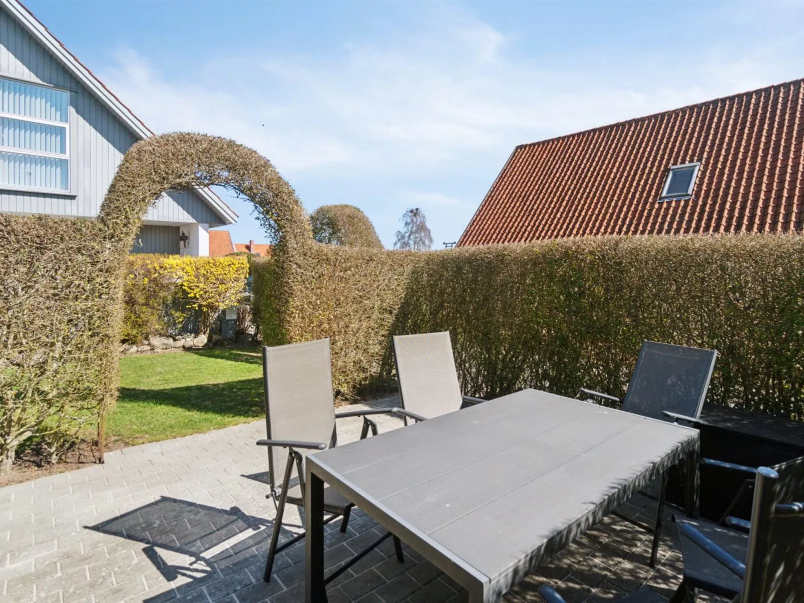 "Annvy" - 1km from the sea - Buiten