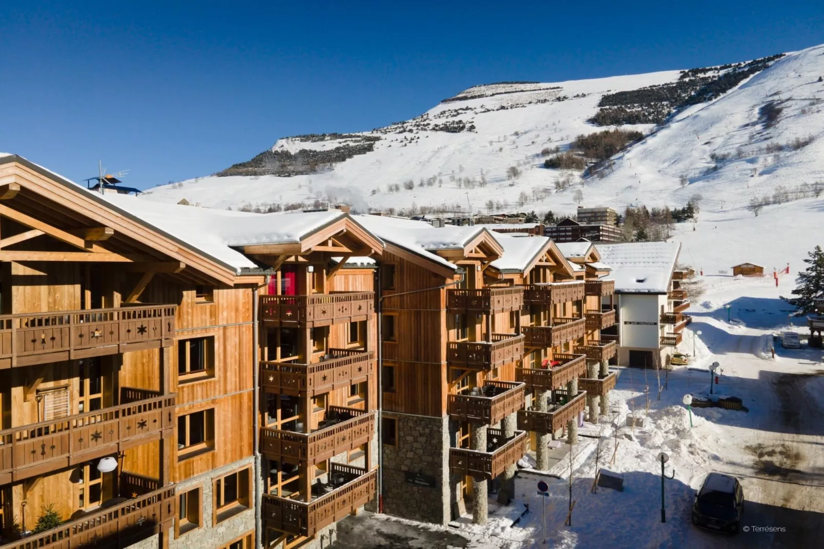 LES DEUX ALPES Neige et Soleil -A40S - Exterieur winter