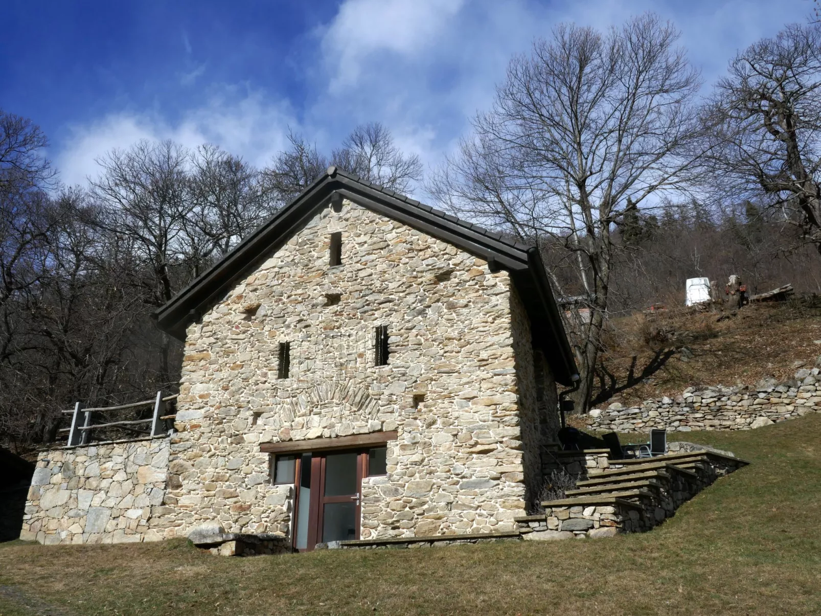 Rustico Raslina - Buiten