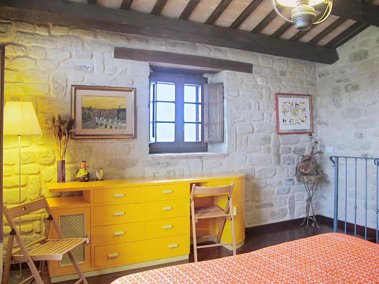 Il Casolare e il Fienile - Binnen