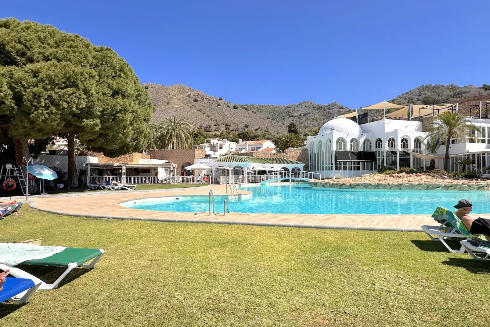 Capuchinos 85 San Juan Capistrano by Casasol - Buitenkant zomer