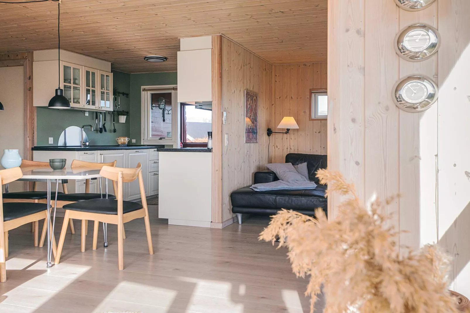 Moderne hut bij het strand -- By Traum Ferienwohnungen - Binnen