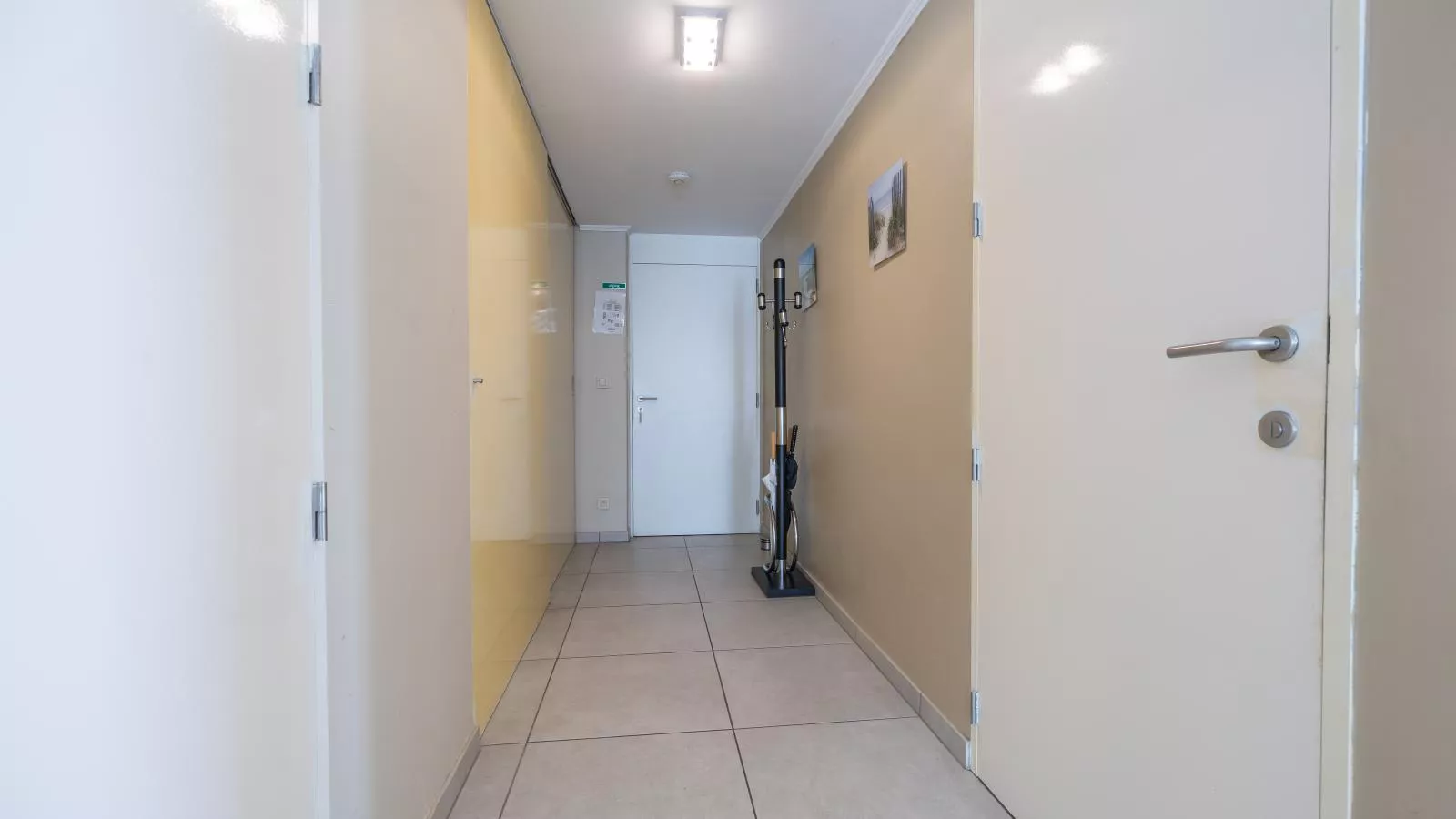 Baros - 0001 - Binnen