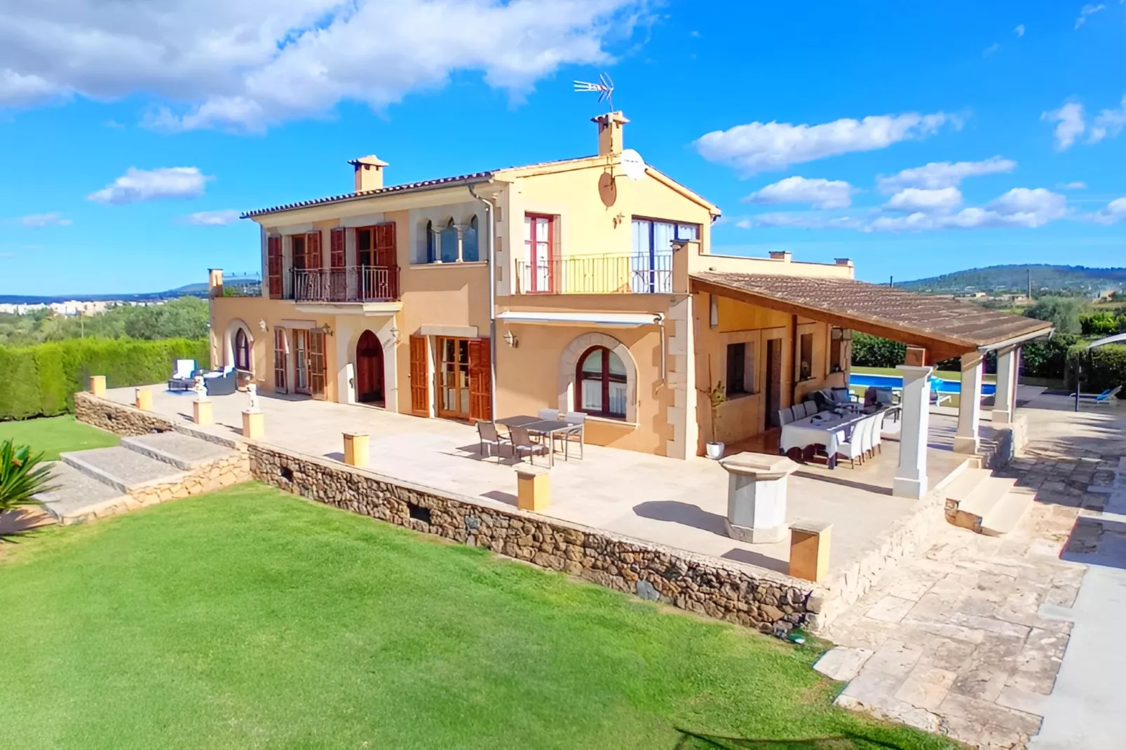 LLUM - Buitenkant zomer