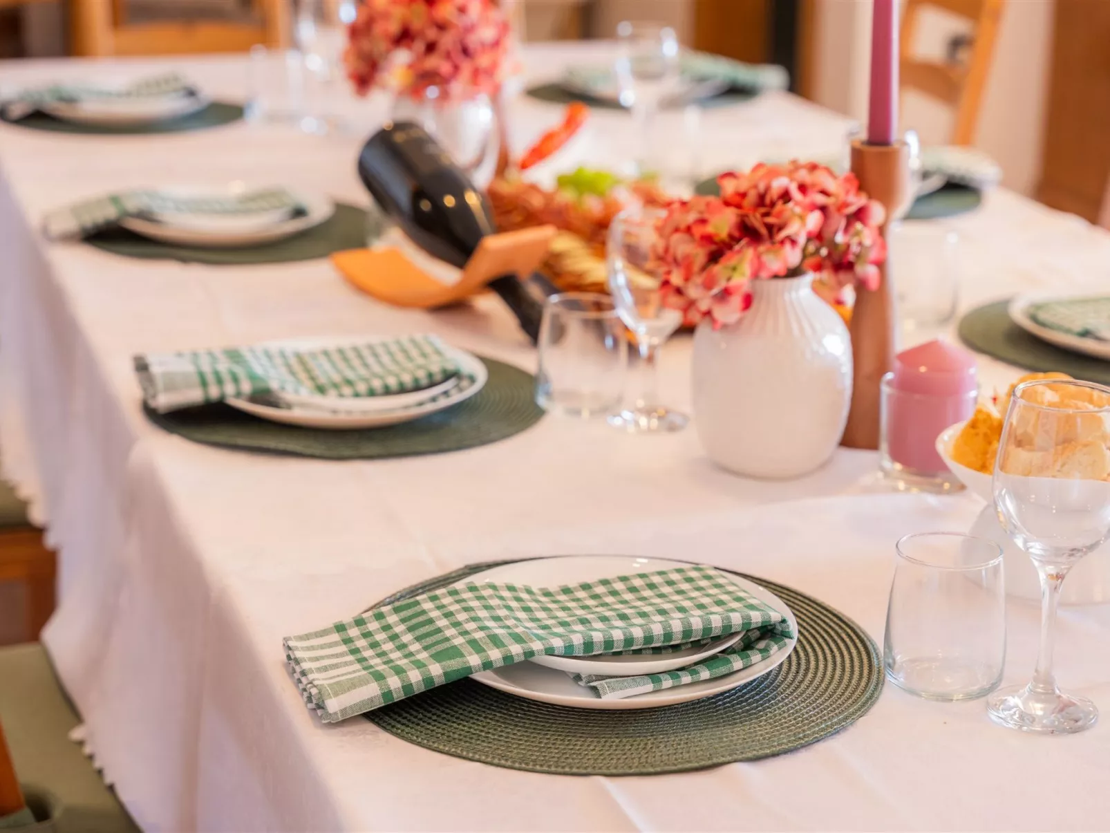 House Tri srca - Binnen