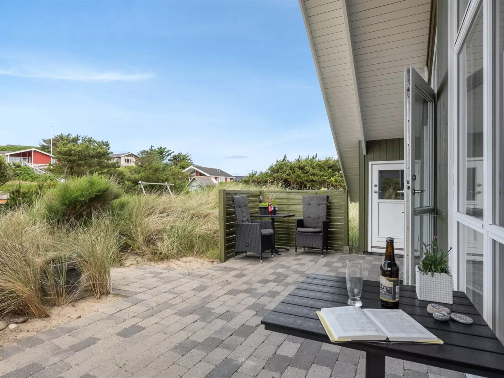 "Finnja" - 400m from the sea - Buiten