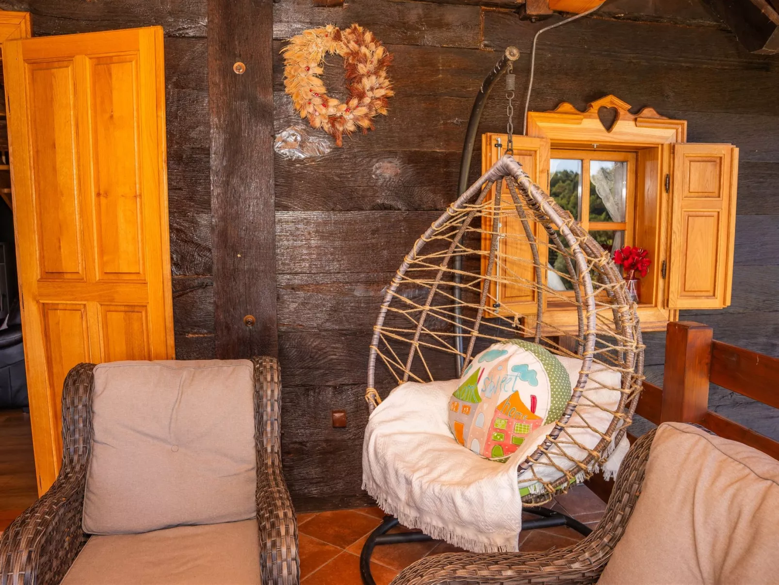 House Tri srca - Buiten