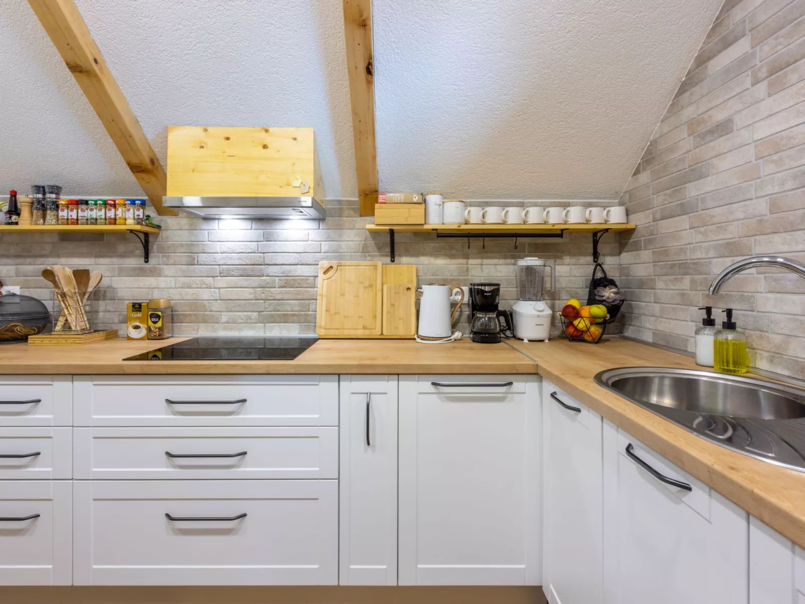 House Mali Medo - Binnen