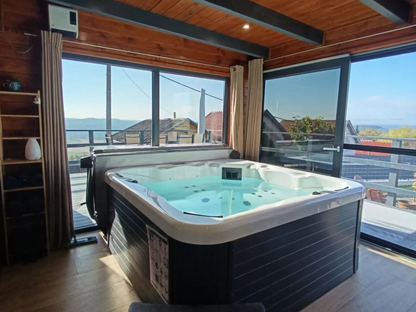 Wooden House Altus - Binnen