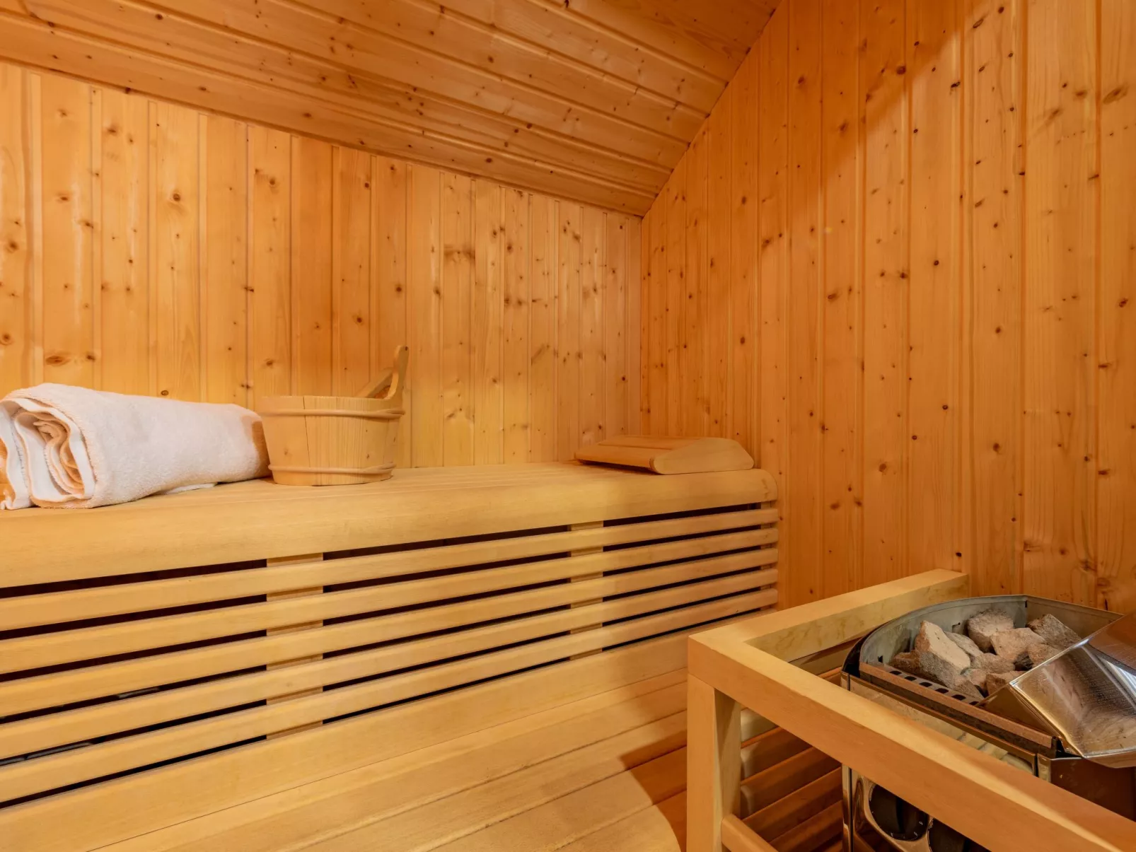 House Mazini - Binnen