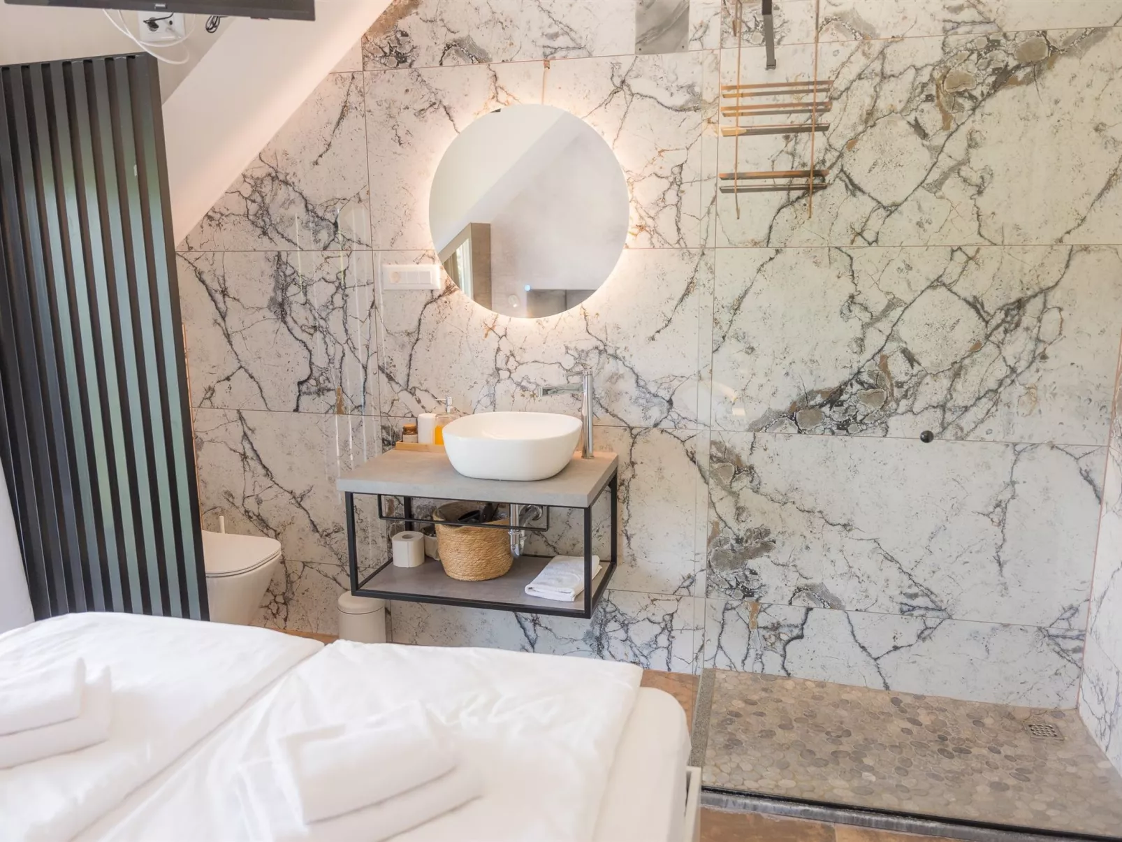 Riverside House Idila - Binnen