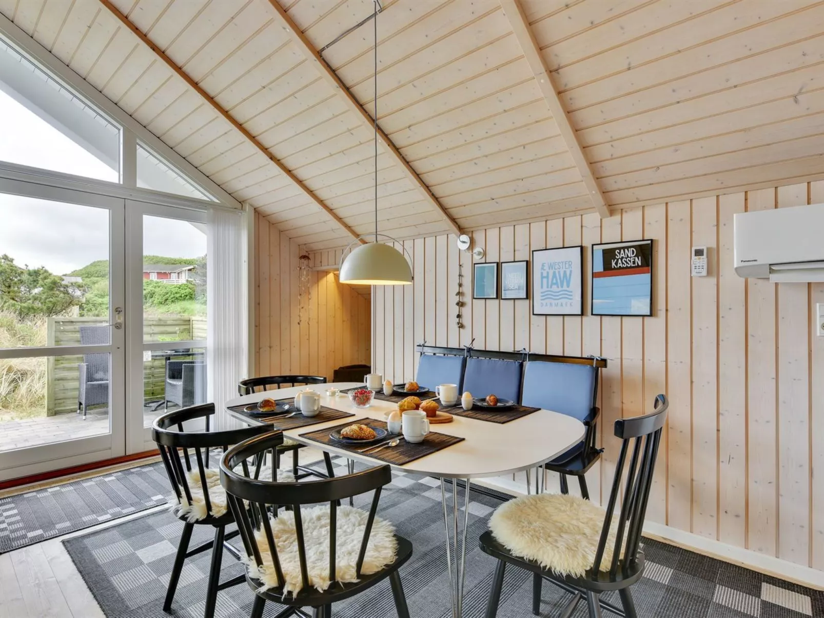 "Finnja" - 400m from the sea - Binnen